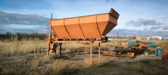 Пескоразбрасыватель ДМ-6М-20