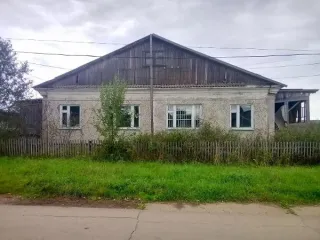 здание школы помещение 2 назначение: нежилое, одноэтажное, общая площадь 84,2 кв.м.; материал стен – панельное; год постройки – 1986, кадастровый номер 43:38:260214:640, адрес объекта: Кировская область, Юрьянский район, д. Высоково, ул. Молодежная, д. 13, помещение 2 
Год ввода в эксплуатацию…