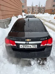 Chevrolet Cruze, 2011. Автомобиль марки ШЕВРОЛЕ модель КРУЗ 2011 г.в. VIN-номер XUFJA695JB3035290. Ознакомление осуществляется в период представления заявок в рабочие дни по предварительной договоренности по тел. 89601766734; путем направления запроса на электронную почту torgi.mikheev@gmail.com в…
