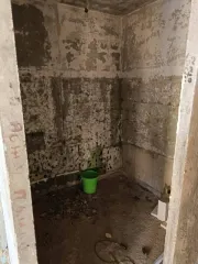 1/4 доля квартиры 32,2 кв.м., 1/4 доля жилого помещения, Ульяновская область, м.р-н Тереньгульский, г.п. Тереньгульское, рп Тереньга, ул Молодежная, д. 7, кв. 17, кадастровый номер: 73:18:020202:379 В имуществе имеются доли, принадлежащие несовершеннолетним сособственникам.