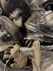 Автозапчасти б/у 6619 шт. Годные остатки: автозапчасти – 6 619 штук. Реализуется в качестве годных остатков, а также в качестве вторичного сырья, лома, утиля. Описание см. в разделе "документы" п. 3 извещения. Имущество продается в том виде, в каком оно есть, и в случае продажи возврату и обмену не…