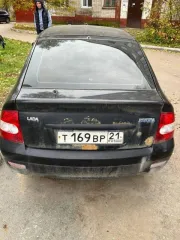 Lada Priora 2011 года, 80.9 л.с., пробег 250000 км. Транспортное средство LADA 217210 PRIORA, регистрационный номер Т169ВР21, VIN XTA217210B0153417.