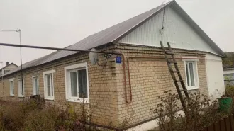 Квартира 49.4 м², 3 комнаты. Липецкая область, Лев-Толстовский район, поселок Лев Толстой, улица Комарова, дом 37, квартира 1. Кадастровый номер: 48:12:0310101:1178.