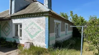 Нежилое здание 124,6 кв.м и земельный участок 1192 кв.м, Саратовская область Объект муниципального нежилого фонда - одноэтажное нежилое здание площадью 124,6 кв. м (Саратовская область, р-н Саратовский, р.п. Красный Октябрь, ул. 2-я Садовая, д. № 80) вместе с земельным участком площадью 1192 кв. м…