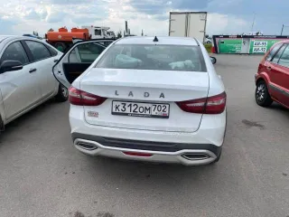 LADA VESTA 2023 года выпуска, VIN: XTAGFL110R0732988. Автомобиль в исправном техническом состоянии, трещины и сколы на лобовом стекле. Регион местонахождения - Республика Башкортостан, Уфимский район, село Зубово. Имеются запреты на регистрационные действия, наложенные службой судебных приставов…