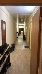 Дом 898 м² и участок 2072 м² в Ростовской области, г. Гуково, ул. Баранова, д. 7. Здание общежития, назначение: жилое, общей площадью 898 кв. м., инвентарный номер 4159, литер А, кадастровый номер 61:49:0010360:194. Земельный участок площадью 2072 кв.м, кадастровый номер 61:49:0010360:1. Движимое…