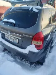 Hyundai Tucson 2.0 GLS AT 2008 года, VIN KMHJN81BP9U047186.