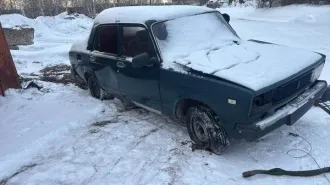 Автомобиль Lada 210540, 2008 года выпуска, VIN ХТА21054082137495. Находится в нерабочем состоянии и разукомплектован: отсутствует двигатель, редуктор, коробка передач; салон частично разукомплектован, нет электрики, обшивки и т.д. Государственный регистрационный знак отсутствует. Документы…