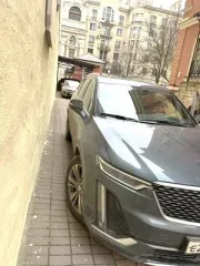 Cadillac XT6, VIN 1GYKP9R48LZ204196, госномер Е 256 ХМ 198. Дефектов не имеет.