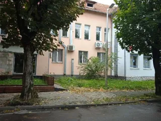 Нежилое помещение 56,9 кв.м, Калининградская обл, Светлогорск. Аукцион на повышение на право заключения договора аренды нежилых помещений площадью 56,9 кв.м, расположенных по адресу: Калининградская обл, Светлогорский р-н, Светлогорск г, Островского ул, дом № 3. Общая площадь: 56.9. Расположение в…