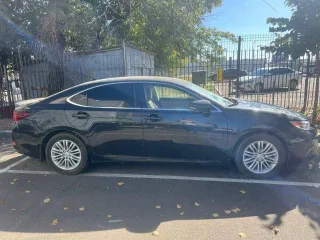 Lexus ES200 GT 2017 года выпуска, VIN: JTHBT1GGX02076076