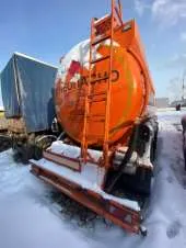 Полуприцеп-цистерна 2013 года выпуска, VIN X8A964845D0000046, государственный номер АС694116, ПТС серии 1600 №403138 выдан 10.11.2016. Обременение: залог в пользу ПАО НКБ "РАДИОТЕХБАНК".