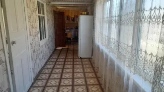 Жилой дом 81,2 кв.м и земельный участок 2 513 кв.м, Карачаево-Черкесская Республика. Жилой дом площадью 81,2 кв. м, кад. № 09:06:0110109:216, 2014 и Земельный участок 2 513 кв. м, кад. № 09:06:0110109:32 расположенные по адресу: Карачаево-Черкесская Республика, Зеленчукский р-н, аул. Кызыл-Октябрь…