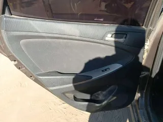 ХЕНДЭ СОЛЯРИС, 2014, VIN Z94CT41CBFR379936, автомобиль находится в залоге у ПАО "Сбербанк России".