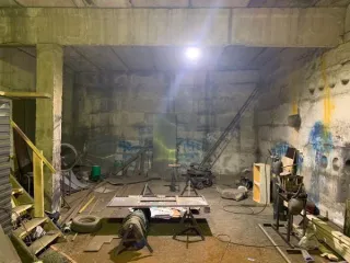 Нежилое помещение 89.2 кв.м, Лениногорск. Кадастровый номер 16:51:010501:5049, по адресу: РТ, г. Лениногорск, ул. Агадуллина, уч.25, стр.18, пом.1003, площадь 89,2 кв.м. Вид ограничений и обременений: Запрет на совершение регистрационных действий и аресты наложенные судебными приставами…