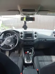 Volkswagen Tiguan, 2016 Легковой автомобиль ФОЛЬКСВАГЕН ТИГУАН, 2016 г.в., VIN: XW8ZZZ5NZHG103849, кузов № XW8ZZZ5NZHG103849, цвет БЕЛЫЙ, мощность двигателя кВт/л.с.: 131.7/179.0 (Горит значок двигателя)
