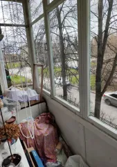 1/2 доли в праве общей долевой собственности на квартиру площадью 43,7 кв.м, кадастровый номер: 78:14:0007703:3443, по адресу: г. Санкт-Петербург, ул. Пилотов, д.21, кв.45