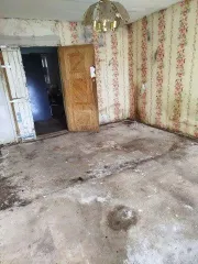 Комната 18,3 кв. м, Республика Башкортостан, адрес: Республика Башкортостан, г. Ишимбай, Геологическая ул., д. 42, кв. 66, комн. 4, 5 этаж, кадастровый номер 02:58:020253:608, ограничения и обременения: зарегистрированные в жилом помещении лица и/или право пользования жилым помещением у третьих лиц…