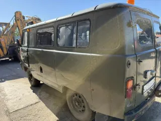 УАЗ 374195-05 (UAZ 374195-05), 2021, цвет зеленый, VIN XTT374195M1212746, госномер О251НК29. Состояние ТС: снят аккумулятор, коррозия по всему кузову, царапины на правой задней двери и на правом боку, подкапотное пространство осмотрено (на стоимость, сложившуюся по итогам аукциона, будет начислен…
