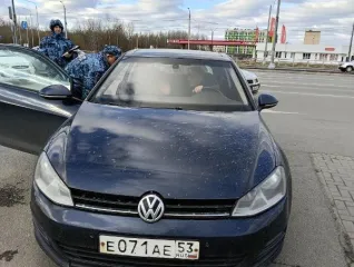 Volkswagen Golf 2013 Легковой автомобиль Volkswagen Golf, 2013 года выпуска, государственный номер Е071ЕА53, идентификационный номер (VIN) WVWZZZAUZEW001596, номер кузова (прицепа) WVWZZZAUZEW001596, номер двигателя 001004, модель двигателя CXS, объём двигателя – 1395 куб см, мощность двигателя –…