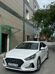 HYUNDAI Sonata 2017 автомобиль марки HYUNDAI модель Sonata 2017 г.в. VIN-номер KMHE341CBJA448623 с имуществом можно ознакомиться по предварительному запросу на электронную почту aytorgi@yandex.ru либо по номеру телефона +79231734943 по предварительной записи у организатора торгов