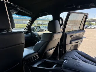 Lexus LX450D, 2018 года выпуска, VIN JTJCV00W704009318, регистрационный номер Р550МТ799. Транспортное средство со следующими характеристиками: государственный регистрационный номер Р550МТ799, VIN JTJCV00W704009318, марка, модель ЛЕКСУС LX450D, LEXUS LX450D, тип ТС легковой универсал, категория ТС…