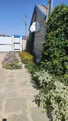 Земельный участок 900 кв.м и дом 89.8 кв.м, Саратовская обл. Адрес: Россия, Саратовская область, Александрово-Гайский район, поселок Васильки, улица Мирная, дом 1/1. Кадастровый номер участка: 64:01:030701:130. Кадастровый номер дома: 64:01:030701:132. Находится в долевой собственности, размер…