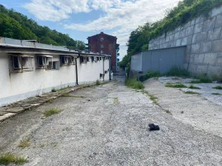 Гостиница 1226 кв.м, земельный участок 2304 кв.м, Краснодарский край. Доли 1/2 в праве общей собственности в недвижимом имуществе: нежилое здание - гостиница, площадью 1 226 кв.м., кадастровый номер 23:33:0202001:1017, по адресу: Краснодарский край, Туапсинский район, «Пансионат отдыха «Южный»…