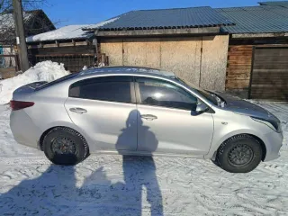 Kia Rio, 2019 года, 75 лс, 80063 км, АКПП. Автомобиль легковой, марка: Киа, модель: Рио, VIN: Z94C241BAKR122294, гос. рег. номер: Х694КМ142, год изготовления: 2019