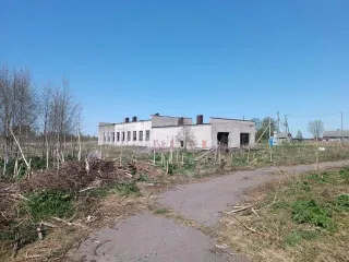 Комплекс недвижимости с земельным участком 33211 м2, Питкярантский р-н, Респ. Карелия. Комплекс недвижимого имущества, находящегося в залоге на не залоговом земельном участке: Земельный участок (для размещения строений и сооружений сельскохозяйственного производства), Общая площадь 33 211+/-128 м2…