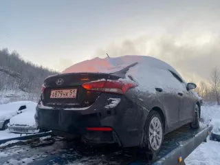 Автомобиль марки "Хендай Солярис" («Hyundai Solaris»), государственный регистрационный знак А 879 НК 51, в кузове черного цвета, VIN: Z94K241CAKR120286. Автомобиль марки "Хендай Солярис" («Hyundai Solaris»), государственный регистрационный знак А 879 НК 51, в кузове черного цвета, VIN…