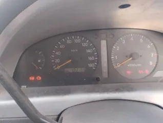 Toyota Ipsum 1997 года, 135 лс, 494000 км, АКПП. Автомобиль марки TOYOTA IPSUM, идентификационный номер (VIN) отсутствует, цвет синий, гос.номер К430КВ138, конструктор старого ввоза.