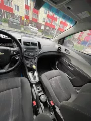 Легковой автомобиль, марка: Chevrolet, модель: Aveo, 2013 года выпуска, цвет: серый металлик, VIN: XUFTA69EJDN002640, мощность двигателя: 85 л. с. (116 кВт), разрешённая максимальная масса: 1619 кг, масса без нагрузки: 1314 кг.