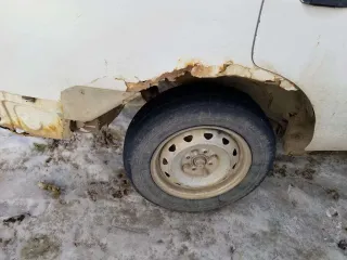 Nissan AD, 2001 Легковой автомобиль, марка: Nissan, модель: AD, год изготовления: 2001, г/н: М641УМ38, кузов №: VHNY11-2038189 (требуется ремонт). Ознакомление с имеющимися в отношении этого имущества правоустанавливающими документами проходит по адресу: РТ, г. Набережные Челны, пр. Мира, 24Ж офис…