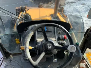 Экскаватор-погрузчик JCB 4CX-4WS-SM, 2011 г.в., цвет: желтый, зав.№ JCB4CXSMV02008163, двигатель SB320/40345U103421.