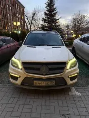 Mercedes-Benz GL-Класс AMG 2013 года, 558 лс, пробег 138650 км, АКПП. Автомобиль Mercedes-Benz GL63 AMG, госномер В444ВК50, VIN WDC1668741А256328, цвет белый.