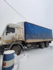 МАЗ 6312А9-470-010, 2012, г/н: А989ОЕ43, VIN: Y3M6312B9C0000033, цвет белый (кабина), цвет грузового отделения (синий тент). Местонахождение: Кировская область, г. Киров, д. Малая Субботиха, на з/у 43:40:0003633:1035. На кузове имеются следы повреждения ЛКП, многочисленные следы коррозии, на…