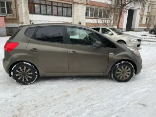 Kia Venga 2015 года выпуска. VIN: XWEEH812BF0008897.