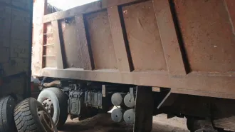 Shacman SX3316DT366 2017 года выпуска, VIN LZGJXDT62HX055536, гос. рег. знак Н319 КЕ 21. Предмет торгов находится в залоге у АНО МКК «АПМБ» (г. Чебоксары, ИНН 2130058291) и АНО «ГФ ЧР» (г. Чебоксары, ИНН 2130065228). Реализация предмета залога с торгов влечет прекращение залога. Автомобиль…