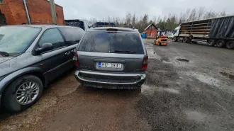 Автомобиль марки Chrysler Voyager  (годные остатки) Автомобиль марки Chrysler Voyager, VIN W1A8GYB3596Y106850, 2006 г.в., рег. №HU 3931,объем двигателя 2776 см3, серого цвета, ключ т.с., свидетельство о регистрации AF 0575849. №ф-05/24/195 и-47 (годные остатки)  Имущество продается в том виде, в…