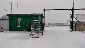 Недвижимое имущество: (1) Сооружение, 24:12:0380107:501, Нежилое (сооружение), склад временного содержания, Красноярский край, Енисейский район, с. Верхнепашино, ул. Советская, 1В/8, 641 кв. м; (2) Здание, 24:12:0380107:512, Нежилое, 663148, Россия, Красноярский край, Енисейский район, с…