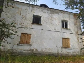 Продажа по минимально допустимой цене земельного участка площадью  1081 кв.м с кадастровым номером 59:02:0101179:1, с расположенным на нем объектом недвижимого имущества – административное здание площадью 832,9 кв.м с кадастровым номером 59:02:0901047:62, по адресу: Пермский край, г. Александровск…