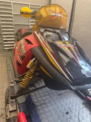 Снегоход Ski-Doo MX-Z REN X 800 2004 года. VIN: 2BPSBS5N85V000142. Номер двигателя: М6068916. Государственный номер: 77АО8090.