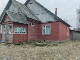 Жилое здание 97.7 кв.м и земельный участок 5000 кв.м, д. Климово, Торжокский р-н, Тверская обл. Объект индивидуального жилищного строительства, назначение: жилое, площадь 97,7 кв. м, этажность: 1, в том числе подземных 0, расположенный по адресу: Тверская обл, р-н Торжокский, с/п Большепетровское…