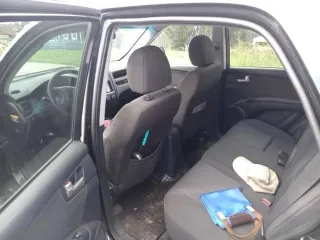 Kia Sportage 2008 года, 141 лс, 270000 км. Тип - автомобиль легковой, модель – KIA Sportage, 2008 г.в. VIN: U6YJE55229L045040. Находится в залоге у ПАО Банк Зенит. Пробег уточнять при осмотре.