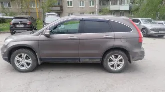Honda CR-V, 2011. Автомобиль марки HONDA, модель CR-V, 2011 г.в., VIN SHSRE5830CU002265. Автомобиль располагается по адресу: Ямало-Ненецкий автономный округ, г. Губкинский, мкр. 9-й, д. 2, кв. 50. Контактная информация: адрес электронной почты AU.KhomyakovDV@yandex.ru, номер контактного телефона…