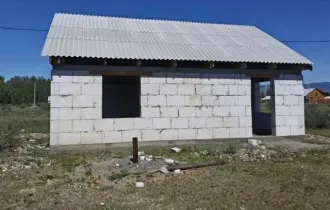 Жилой дом, площадью 78,7 кв. м., кадастровый номер: 17:08:1503003:7883, расположенный по адресу: Российская Федерация, Республика Тыва, Пий-Хемский район, с. Сесерлиг, местечко "Даг-Баары", и земельный участок, площадью 606+/-17 кв.м., кадастровый номер: 17:08:1503003:6067, расположенный по адресу…