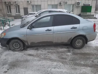 HYUNDAI Verna 2007. Автомобиль марки HYUNDAI модель Verna 2007 г.в. VIN-номер NLHCM41AP7Z062305. Ознакомиться с имуществом можно по месту его нахождения после предварительного согласования +7(963)-05-00-666, vvpischalnikov@gmail.com). Место осмотра имущества - г. Екатеринбург.