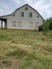 Земельный участок, площадью 4793 +/- 24 кв.м, категория земель: Земли населенных пунктов, разрешенное использование: Для ведения личного подсобного хозяйства, с кадастровым номером: 46:16:110201:337; Расположенный по адресу: Курская область, Обоянский район, д. Знобиловка, ул. Куток, д. 42а…