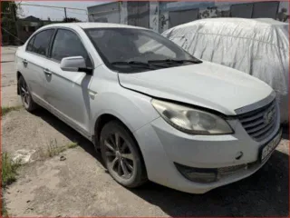 Lifan Cebrium (720), 2014 года, 128 лс. Автомобиль легковой, марка: LIFAN, модель: 214815, VIN: X9W214815E0001007, гос. рег. номер: О950МХ30, год изготовления: 2014, находится в залоге у ПАО "Совкомбанк".